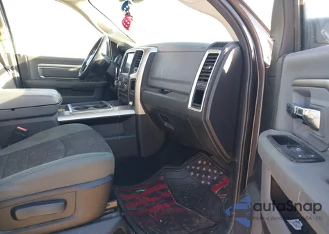 2015 Ram 1500 Big Horn z USA, uszkodzony, nr VIN 1C6RR7LG2FS509381